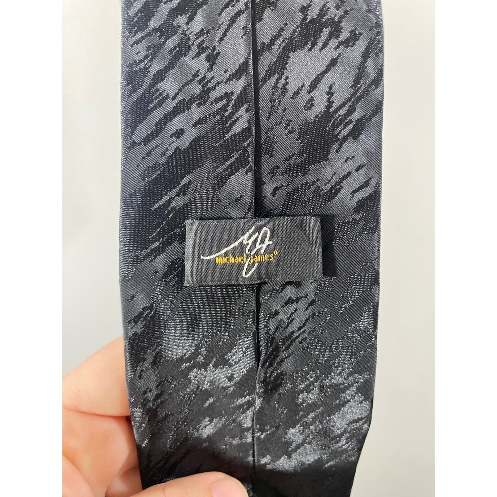 Michael James Mens Tie Black Charcoal Gray Abstract Jacquard Polyester USA Made
